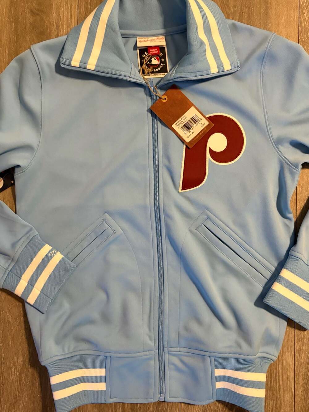 Mitchell & Ness Philadelphia Phillies MLB Replica Batting Practice Jacket - Picture 3 of 6